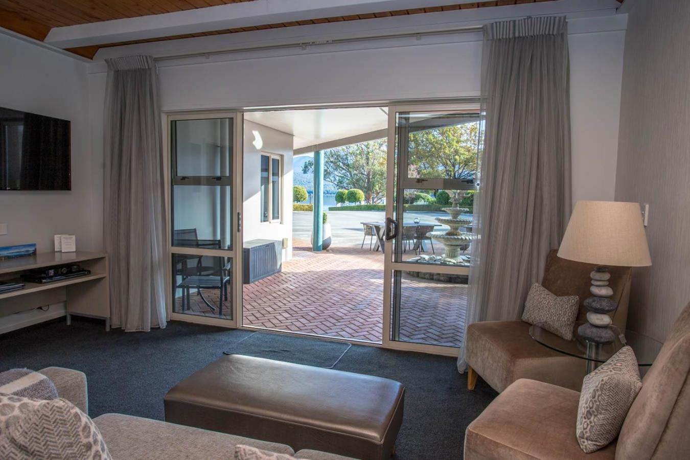 Radfords On The Lake Te Anau Exterior foto